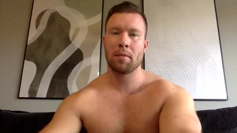 swekingxx online show from November 9, 2025, 11:08 am