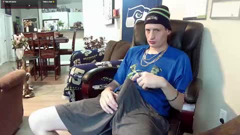 Snapshot of swelteringk chatting on October 4, 2025, 11:25 pm Kile online show from October 4, 2025, 11:25 pm