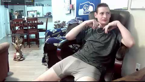 Snapshot of swelteringk chatting on October 14, 2025, 2:45 am Kile online show from October 14, 2025, 2:45 am