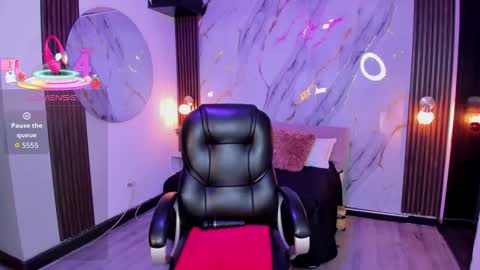 Snapshot of swet_bunnyx_ chatting on October 31, 2025, 11:11 am sweet online show from October 31, 2025, 11:11 am