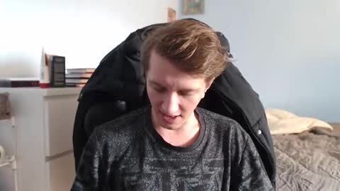 Snapshot of swetieecharmm chatting on January 14, 2026, 10:43 am Cat online show from January 14, 2026, 10:43 am