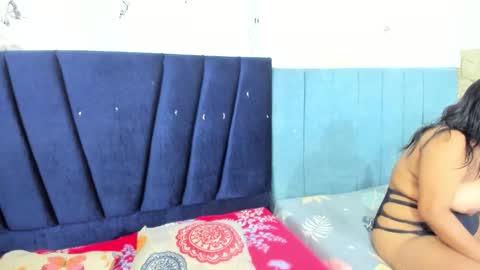 Snapshot of swett_lady_ chatting on October 5, 2025, 12:58 pm swett_lady_ online show from October 5, 2025, 12:58 pm