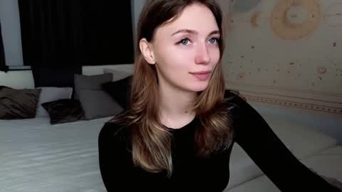 swettymolly online show from October 6, 2025, 5:32 pm