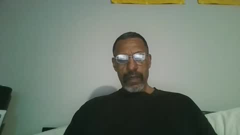 swimmerbod2495 online show from March 29, 2026, 2:44 am