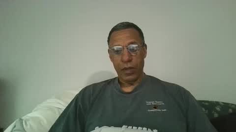 swimmerbod2495 online show from April 12, 2026, 2:22 pm