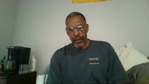 Snapshot of swimmerbod2495 chatting on July 10, 2026, 9:28 pm swimmerbod2495 online show from July 10, 2026, 9:28 pm