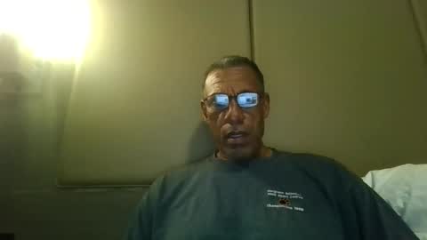 Snapshot of swimmerbod2495 chatting on July 26, 2026, 7:04 am swimmerbod2495 online show from July 26, 2026, 7:04 am