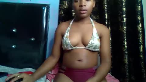 Snapshot of swit_candy chatting on February 15, 2026, 7:54 pm Candy online show from February 15, 2026, 7:54 pm