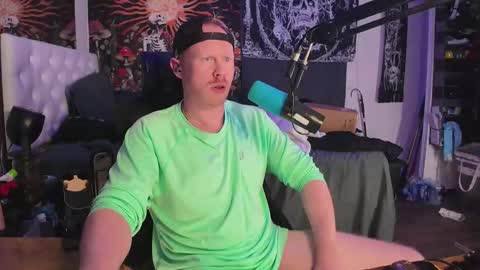 Snapshot of switchdean chatting on October 20, 2025, 8:04 am Switch online show from October 20, 2025, 8:04 am