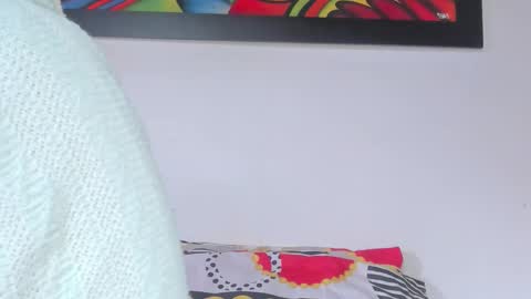 Lilly  online show from October 10, 2025, 7:35 pm