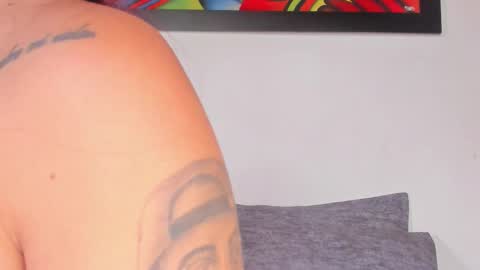 Lilly  online show from October 20, 2025, 7:03 pm