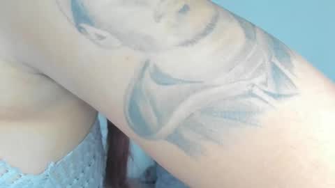 Lilly  online show from October 22, 2025, 7:13 pm