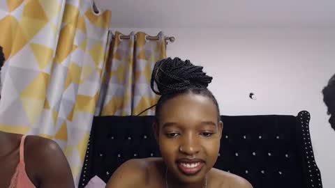 Camilla online show from February 19, 2025, 3:16 pm