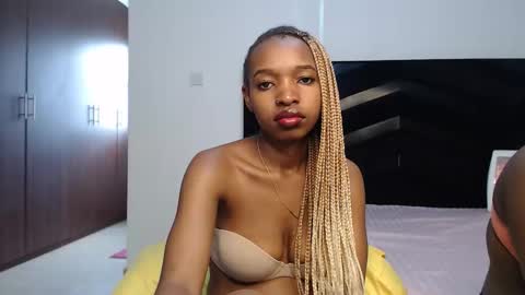 Camilla online show from September 22, 2025, 10:06 am