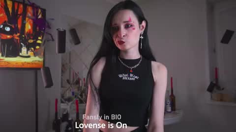 Sophie online show from October 30, 2025, 11:44 am