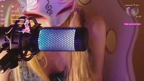 Milena online show from November 14, 2025, 2:43 am