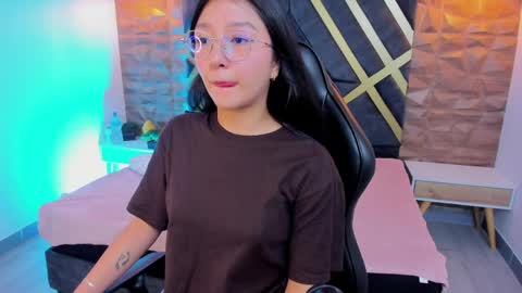 Snapshot of sydney_miller_ chatting on April 17, 2026, 11:19 pm Sydney online show from April 17, 2026, 11:19 pm