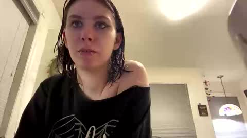 Sylphy online show from November 3, 2025, 2:35 am