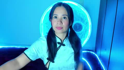 sylphy17 online show from October 14, 2025, 1:50 am