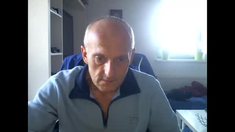 Snapshot of sylverstart92 chatting on January 1, 2025, 8:35 am sylverstart92 online show from January 1, 2025, 8:35 am