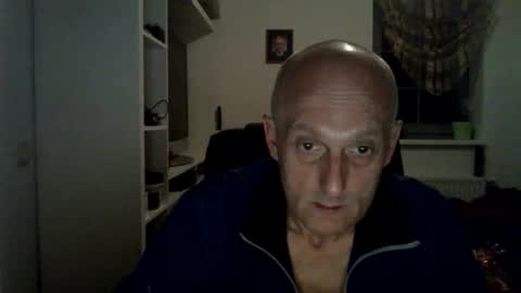 Snapshot of sylverstart92 chatting on March 7, 2025, 8:44 pm sylverstart92 online show from March 7, 2025, 8:44 pm