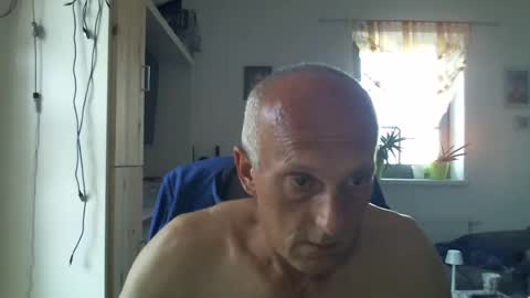 Snapshot of sylverstart92 chatting on July 18, 2026, 4:55 pm sylverstart92 online show from July 18, 2026, 4:55 pm