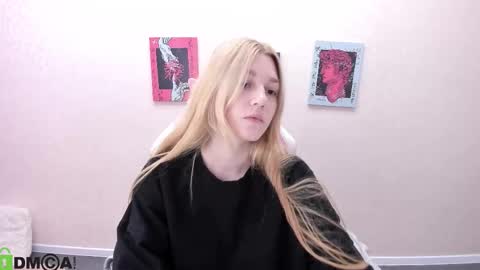 Sylvia online show from September 18, 2025, 7:54 am