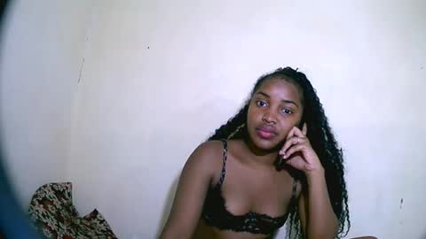 Snapshot of sylviasexy27 chatting on December 3, 2024, 4:17 pm sylviasexy27 online show from December 3, 2024, 4:17 pm