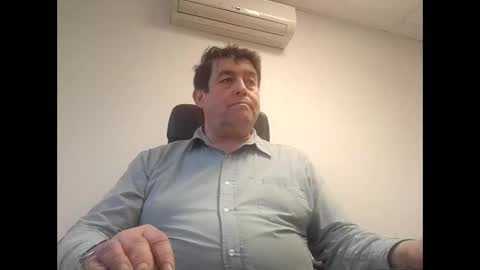 sympa_trique online show from February 18, 2025, 4:48 pm