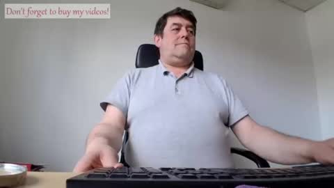 Snapshot of sympa_trique chatting on May 21, 2026, 2:57 pm sympa_trique online show from May 21, 2026, 2:57 pm