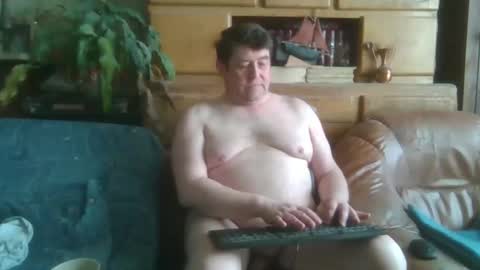 Snapshot of sympa_trique chatting on May 24, 2026, 7:57 am sympa_trique online show from May 24, 2026, 7:57 am