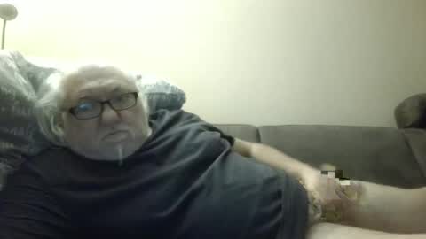 Snapshot of synek65 chatting on January 4, 2025, 7:24 am synek65 online show from January 4, 2025, 7:24 am