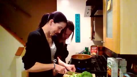 Snapshot of synthiansoup chatting on December 4, 2025, 1:04 am synthiansoup online show from December 4, 2025, 1:04 am