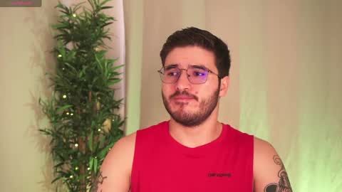 Snapshot of t0ny_wylie chatting on May 24, 2026, 2:55 pm t0ny_wylie online show from May 24, 2026, 2:55 pm