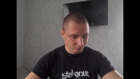 Snapshot of t30t chatting on October 27, 2025, 9:24 am Den online show from October 27, 2025, 9:24 am