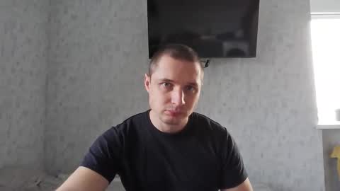 Snapshot of t30t chatting on November 10, 2025, 6:23 am Den online show from November 10, 2025, 6:23 am