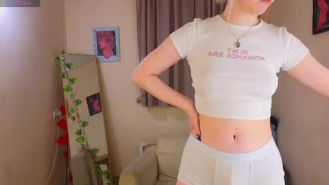 Dani she online show from August 2, 2026, 4:49 pm