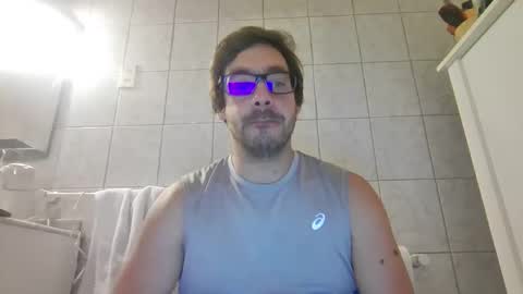 t_fuenzalida online show from December 17, 2025, 2:06 am