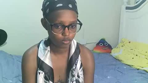 Snapshot of t_okyo chatting on October 22, 2025, 3:56 pm TOKYO online show from October 22, 2025, 3:56 pm