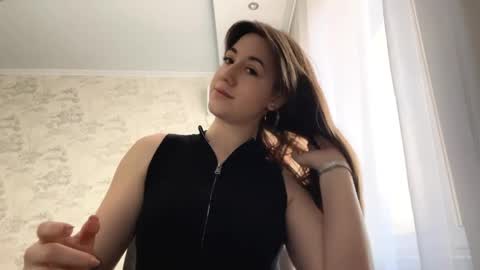 Nika online show from May 17, 2026, 9:06 am