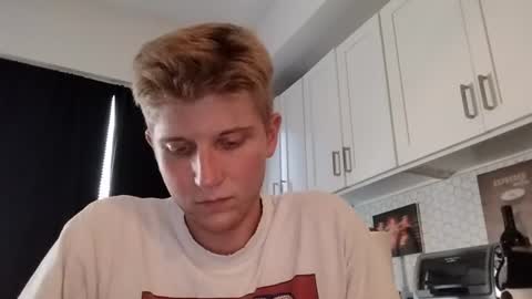 collegetwinkboi online show from July 2, 2026, 8:59 pm