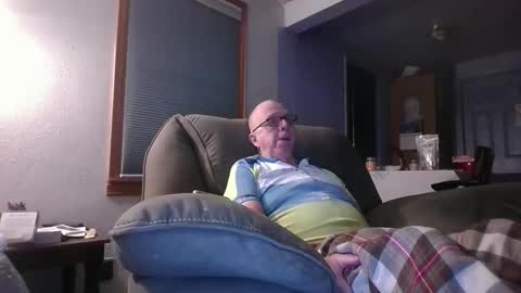 tacrunner66_ online show from January 10, 2026, 5:20 am