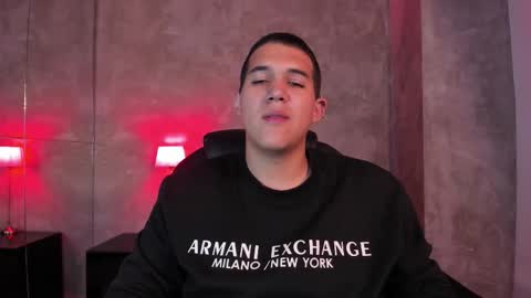 tadeo_vega online show from December 18, 2025, 11:38 am