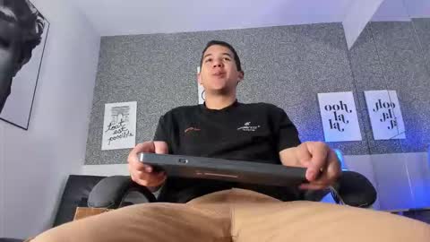 Snapshot of tadeo_vega chatting on February 3, 2026, 3:37 am tadeo_vega online show from February 3, 2026, 3:37 am