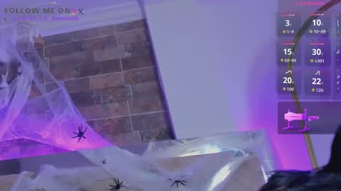 Snapshot of tahhlia_rouge chatting on November 1, 2025, 6:43 pm Tahhlia Rouge online show from November 1, 2025, 6:43 pm