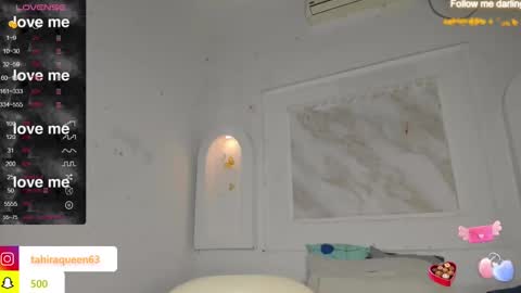 Snapshot of tahira_21 chatting on February 22, 2025, 7:14 pm Tahira online show from February 22, 2025, 7:14 pm
