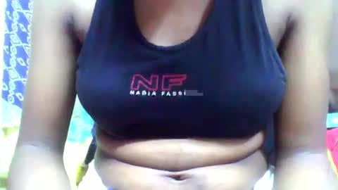 Snapshot of tahiriniah chatting on February 8, 2025, 7:59 am tahiriniah online show from February 8, 2025, 7:59 am