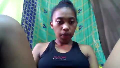 Snapshot of tahiriniah chatting on February 11, 2025, 8:15 am tahiriniah online show from February 11, 2025, 8:15 am