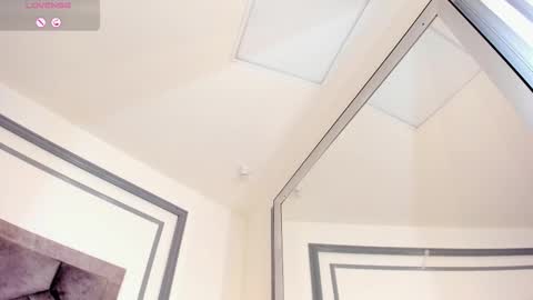 Tahlia Moreau online show from March 2, 2026, 5:08 am