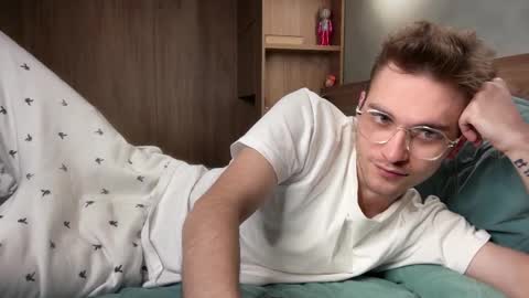 Alex online show from February 11, 2026, 3:11 am